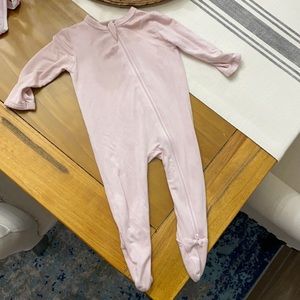 Kyte baby 3-6 month onesie in blush